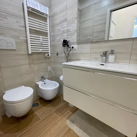 Alpharomaholidays Apartment Rome