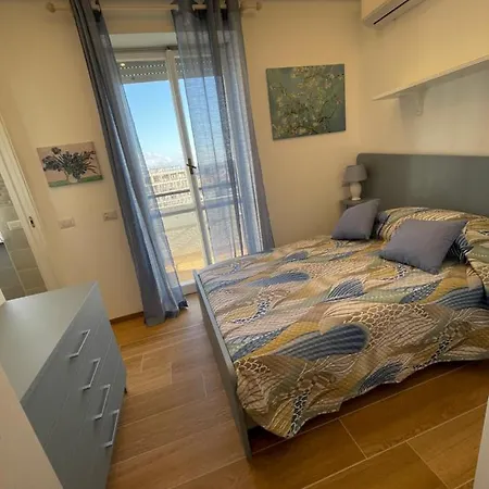Alpharomaholidays Apartment